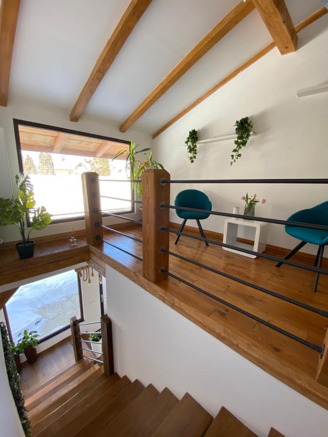 Ferienwohnung Attic 33 Câmpulung Moldovenesc Exterior foto
